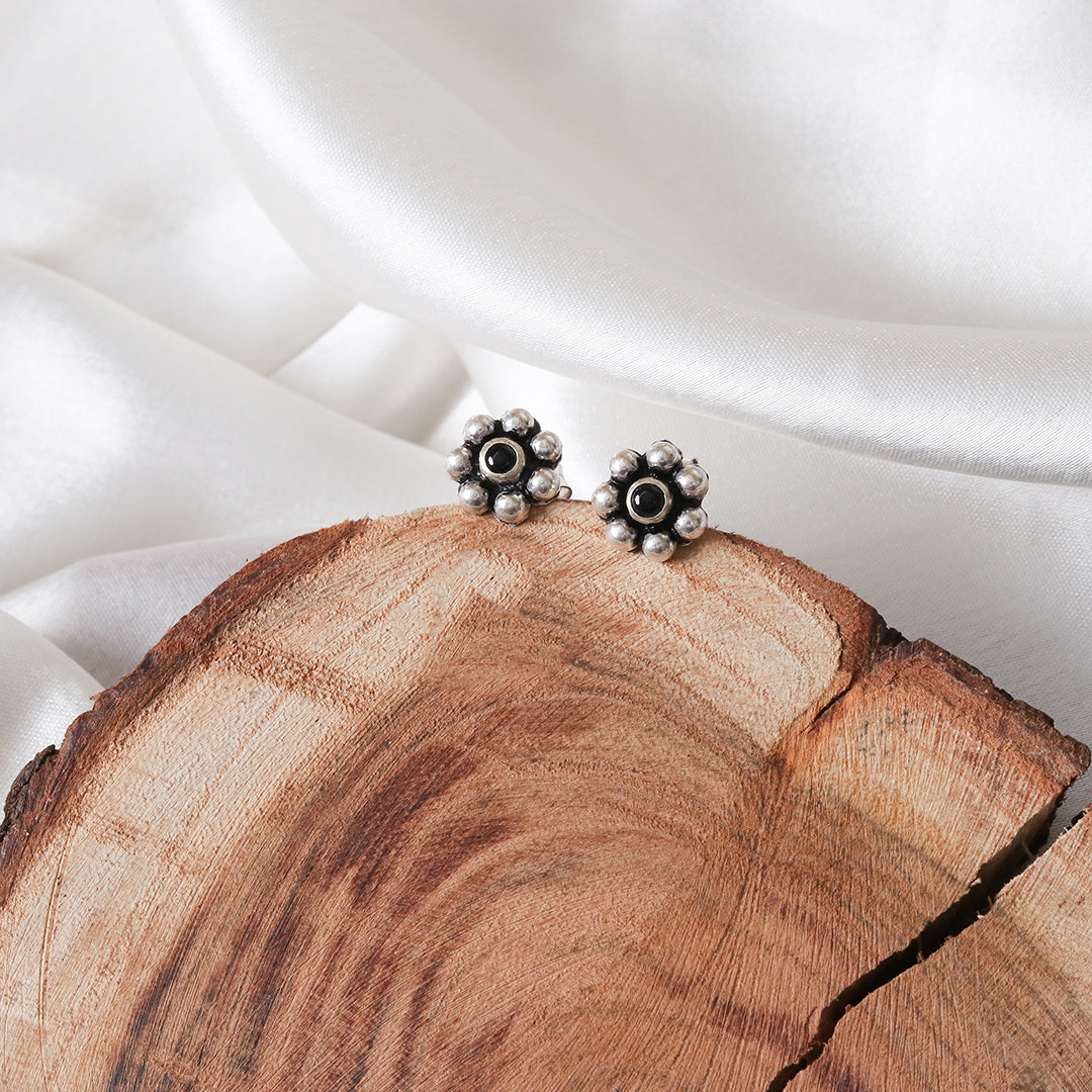 Black Kudi Studs-1
