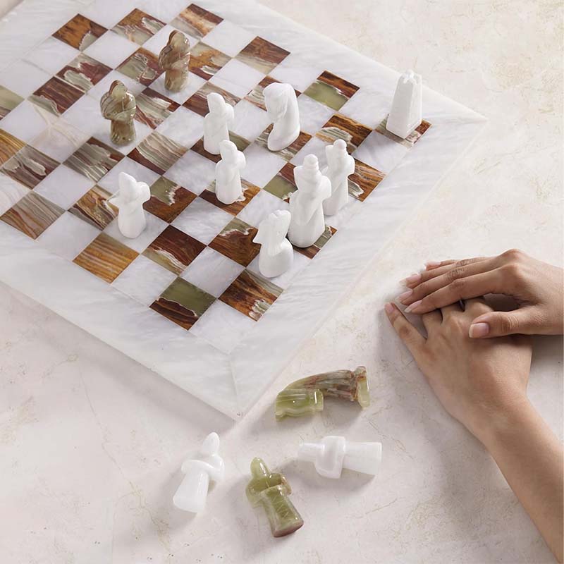 15 Inches White And Green Antique Premium Quality Marble Chess Set-2