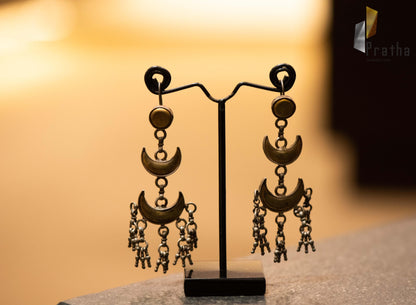 Antique Crescent Moon Earrings-1