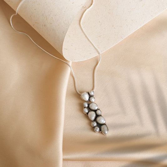 Abstract Pearl Pendant-0